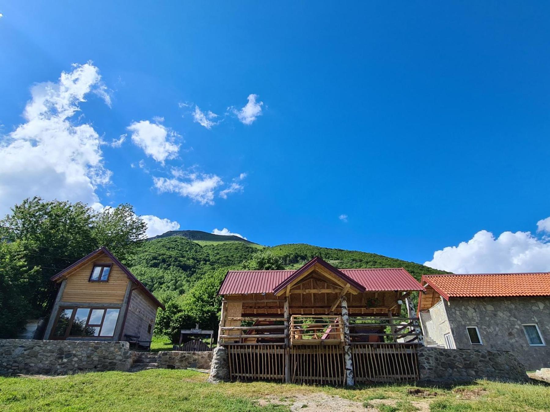 Bungalows Malagic Gusinje Zewnętrze zdjęcie