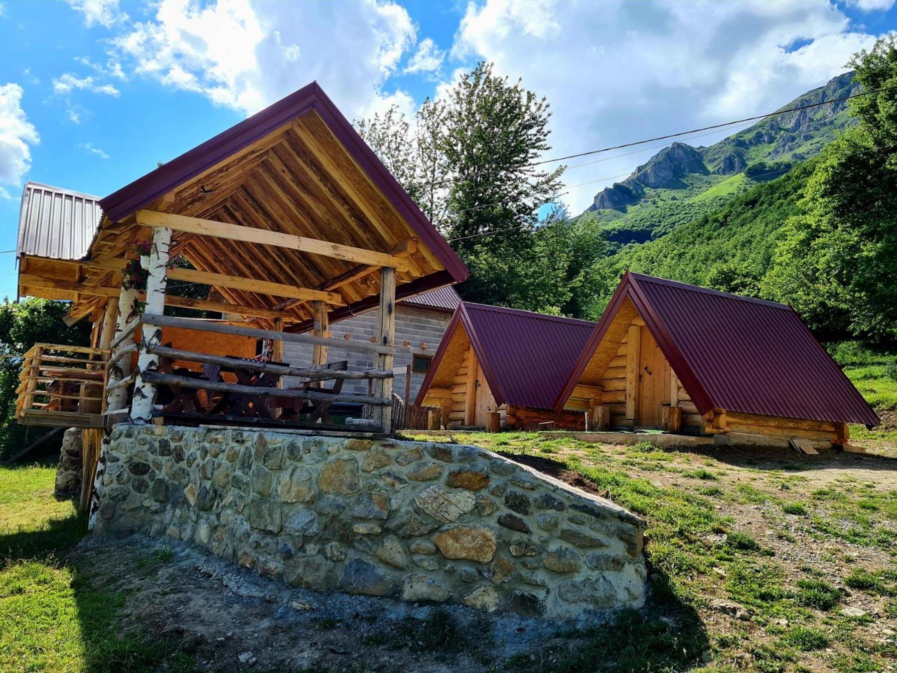 Bungalows Malagic Gusinje Zewnętrze zdjęcie