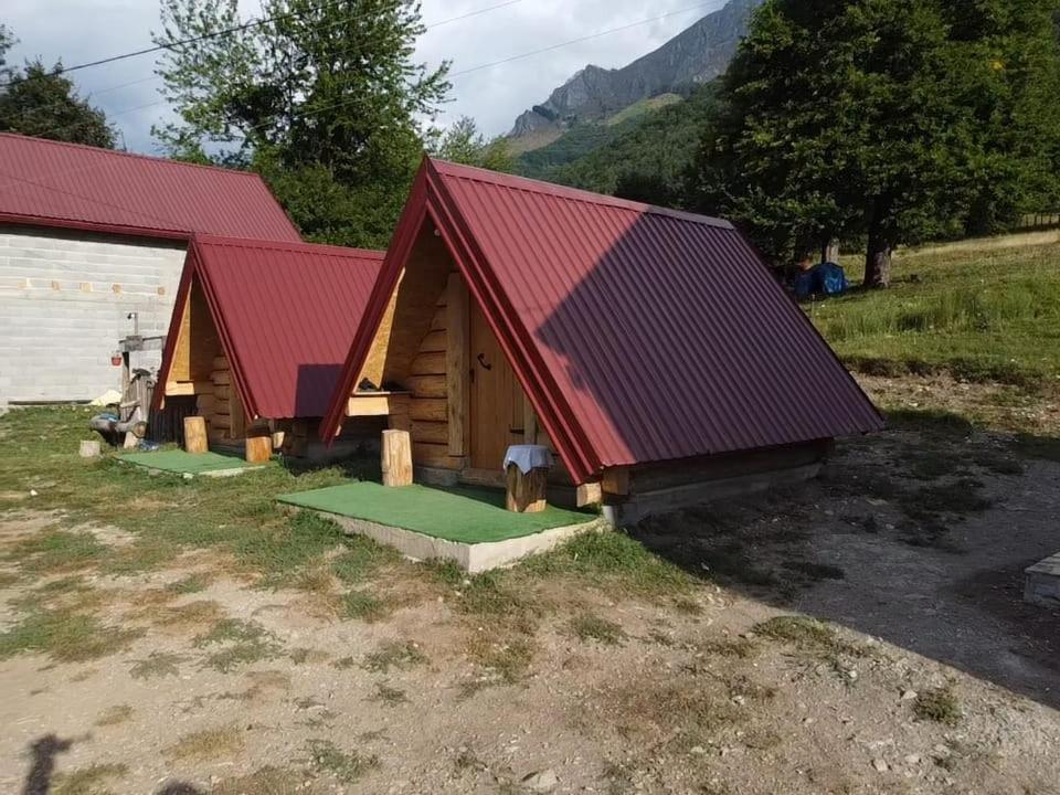 Bungalows Malagic Gusinje Zewnętrze zdjęcie