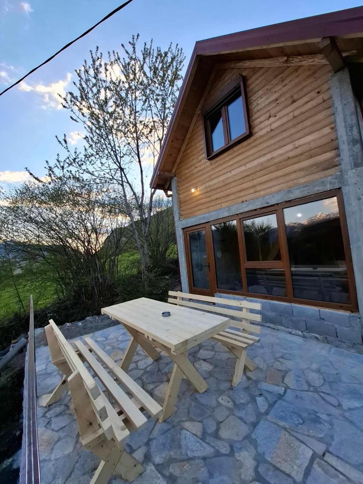 Bungalows Malagic Gusinje Zewnętrze zdjęcie